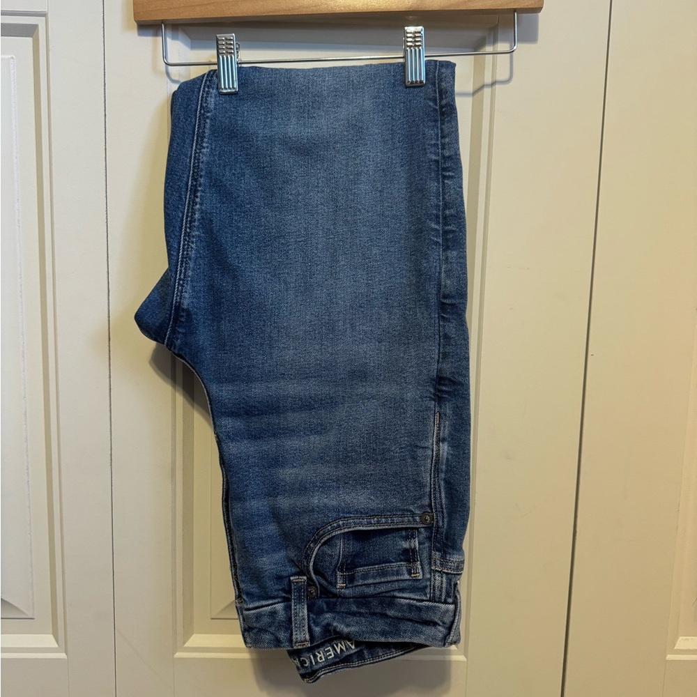 American Eagle Outfitters Stretch Curvy Mom Jeans High Rise - Picture 2 of 4